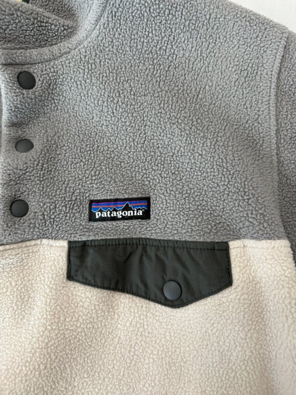 Patagonia Synchilla Snap-T Fleece Pullover Gray Cream Colorblock Size M - Picture 5 of 8